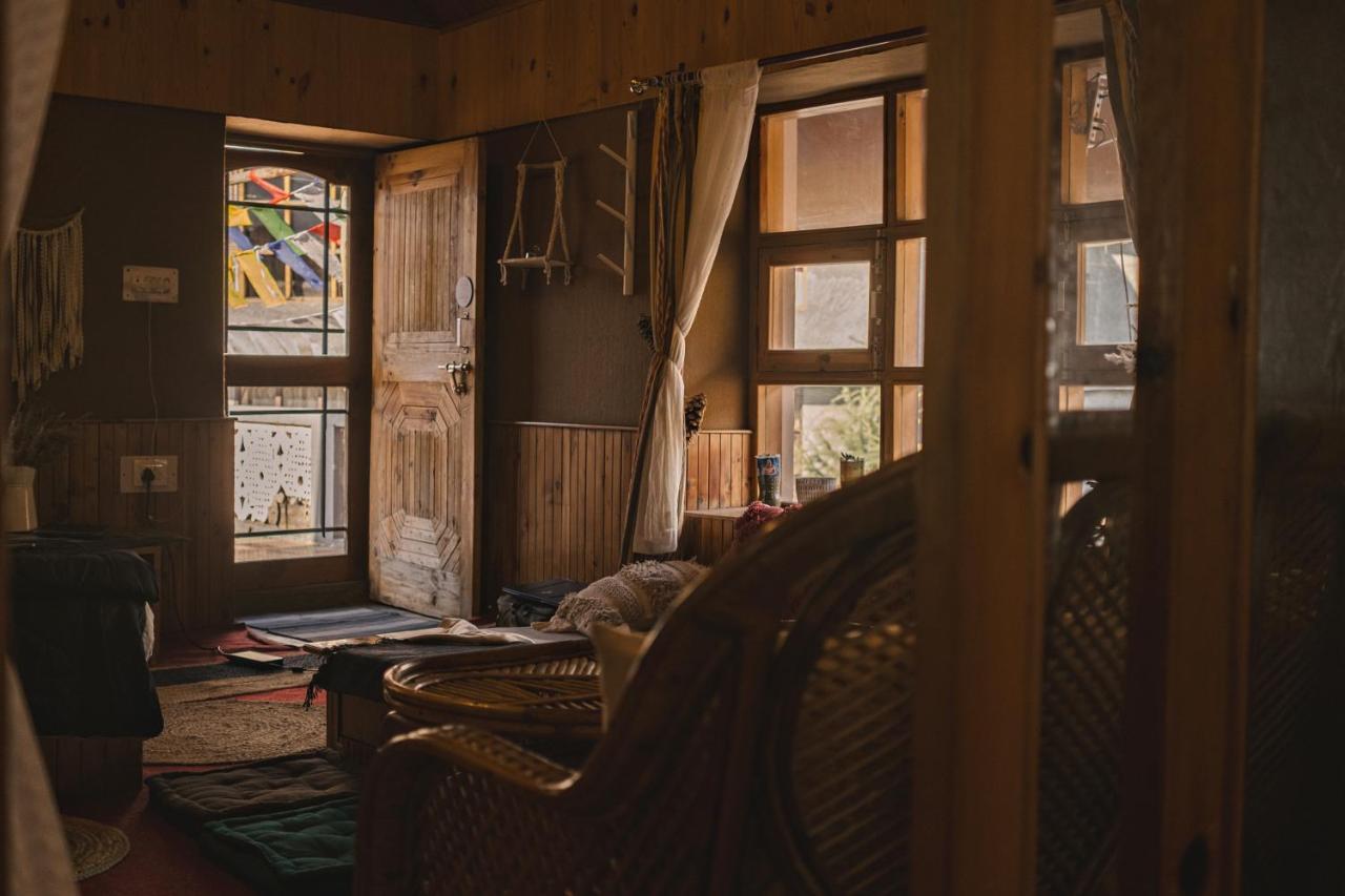 Gharsa - Your Mountain Home Manāli Exteriér fotografie